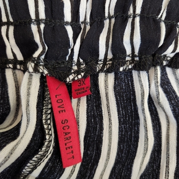 NWT Love Scarlett Black & White Plus Size, high-rise, striped pull on Pants - Picture 5 of 6